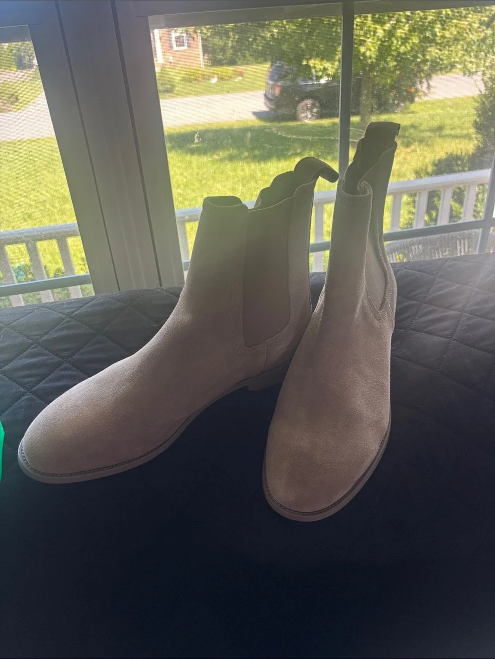 Men's Suede Chukka Chelsea Boots in Light Taupe
